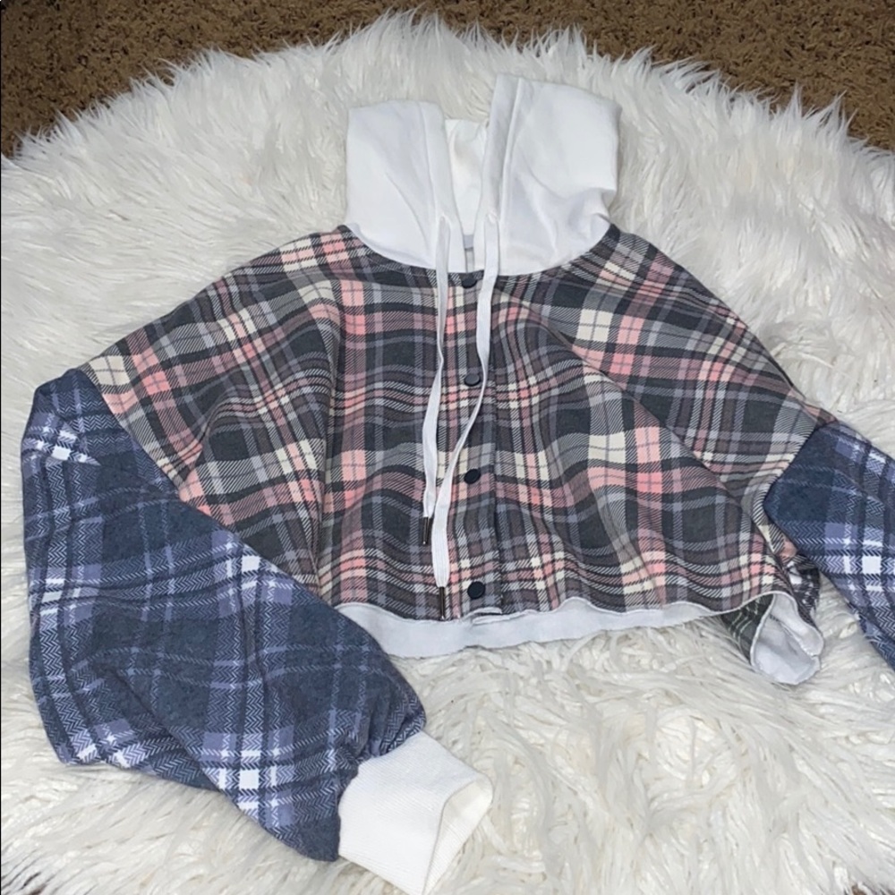 cropped hooded plaid jacket